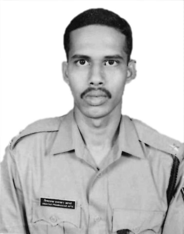 VINAYAK PRABHAKAR APTE 47 RR