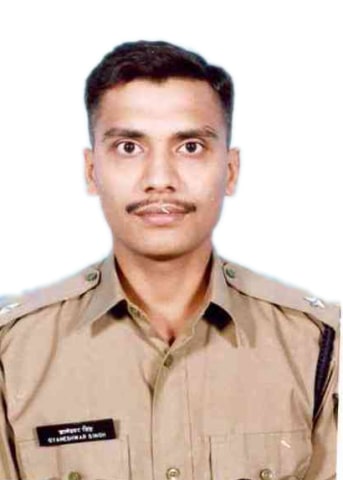GYANESHWAR SINGH 52 RR