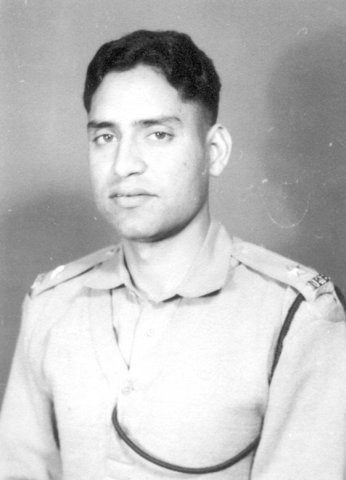 R.D Tyagi Year: 1968 RR: 21 Cadre: Maharashtra