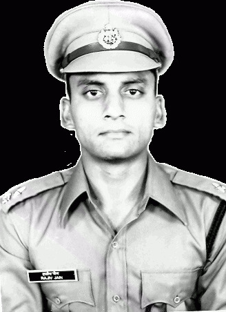 RAJIV JAIN 33 RR