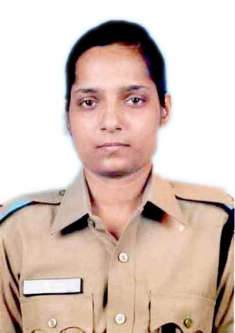 Ms. Laximi Singh Year: 2000 RR: 53 Cadre: West Bengal